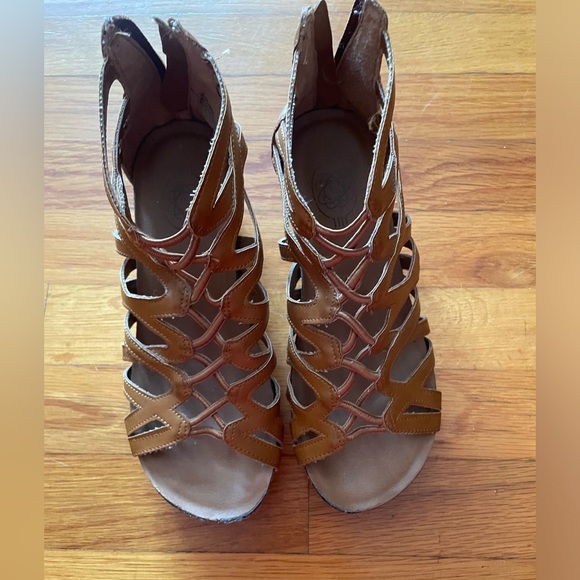 Gladiator wedges size 7 tan/cognac - Picture 3 of 7